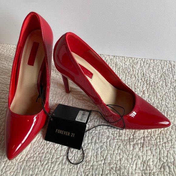 Forever 21 Shoes Forever 2 Red Patent Leather Pointed Toe Classic
